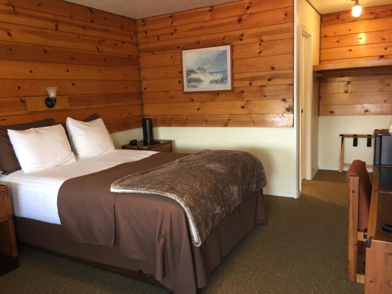 Captain'S Choice Motel ヘインズ エクステリア 写真