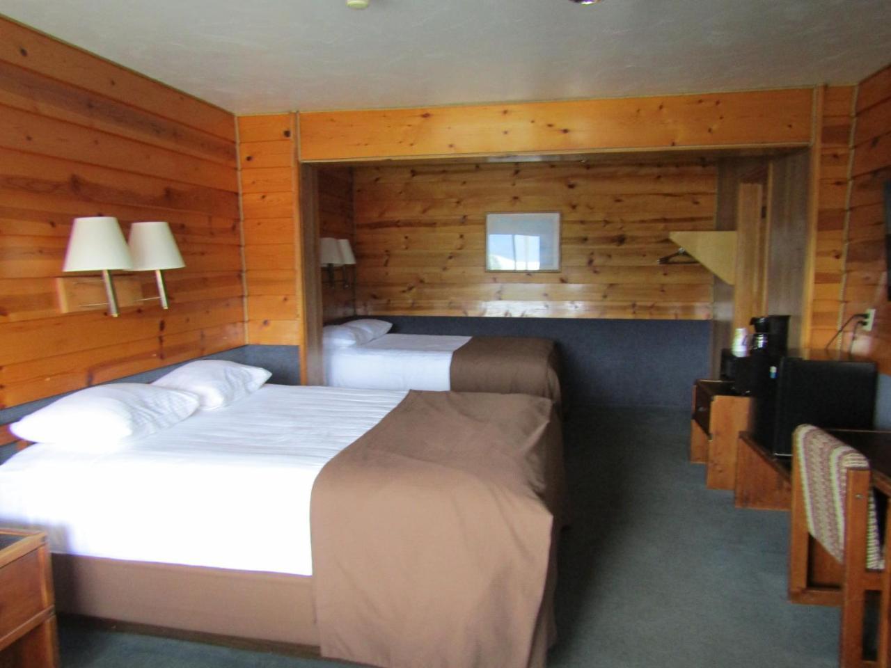 Captain'S Choice Motel ヘインズ エクステリア 写真