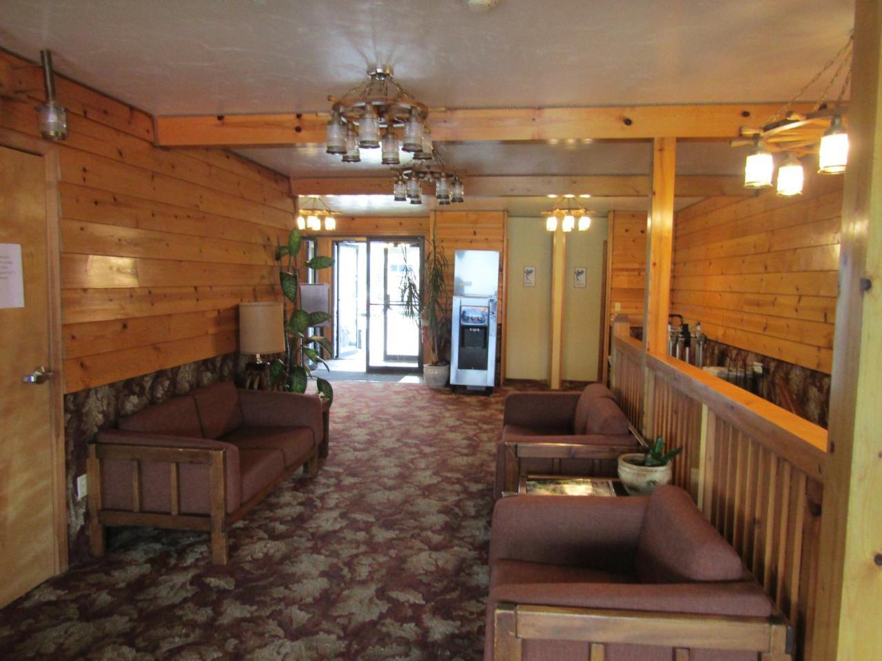 Captain'S Choice Motel ヘインズ エクステリア 写真