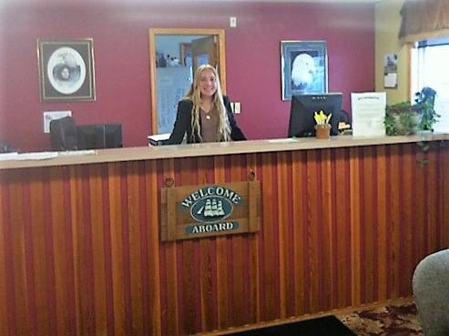 Captain'S Choice Motel ヘインズ エクステリア 写真